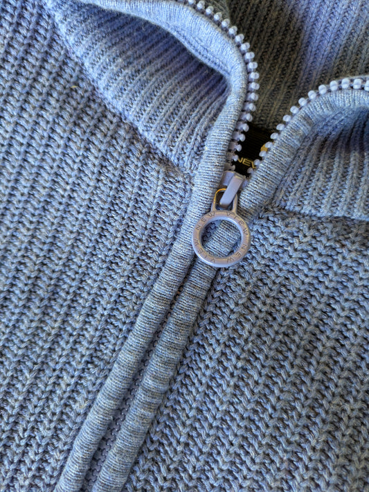 Pull sans manche